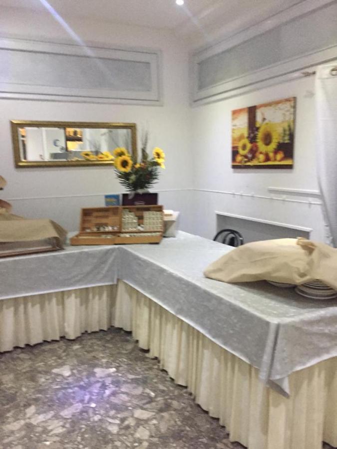 Hotel Piccari Nuova Gestione ريميني المظهر الخارجي الصورة