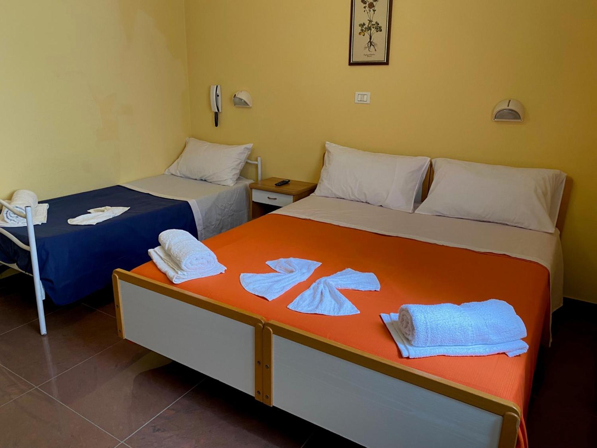 Hotel Piccari Nuova Gestione ريميني المظهر الخارجي الصورة