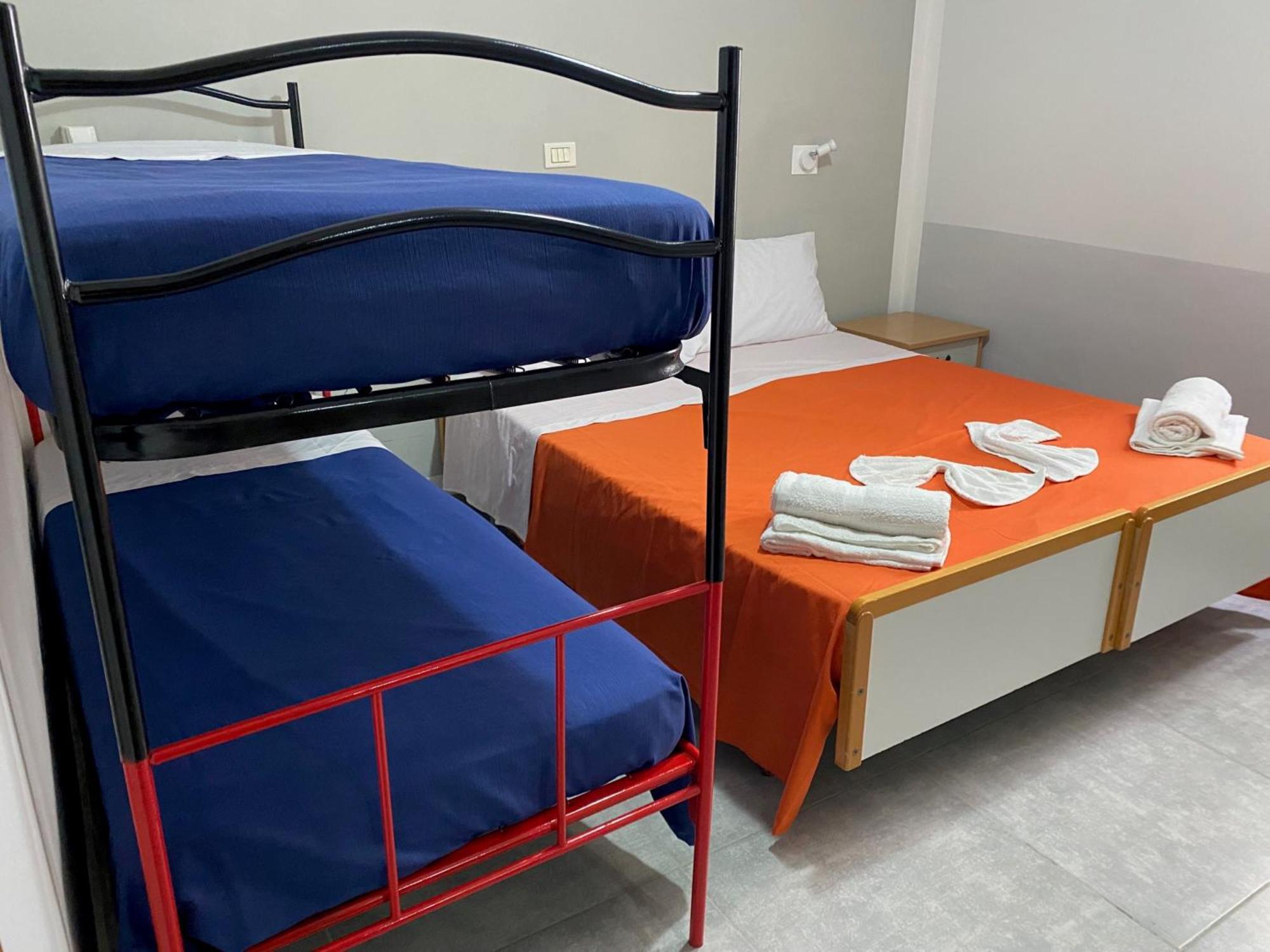 Hotel Piccari Nuova Gestione ريميني المظهر الخارجي الصورة